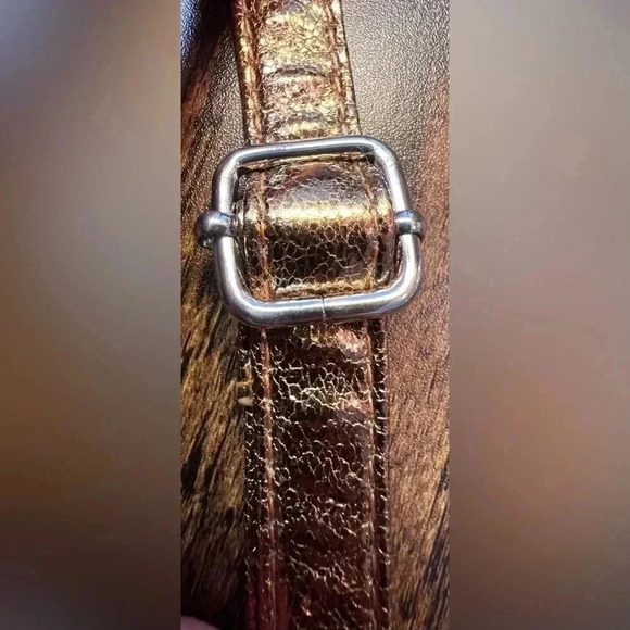 Skechers | small, camouflage faux fur backpack - Picture 5 of 16